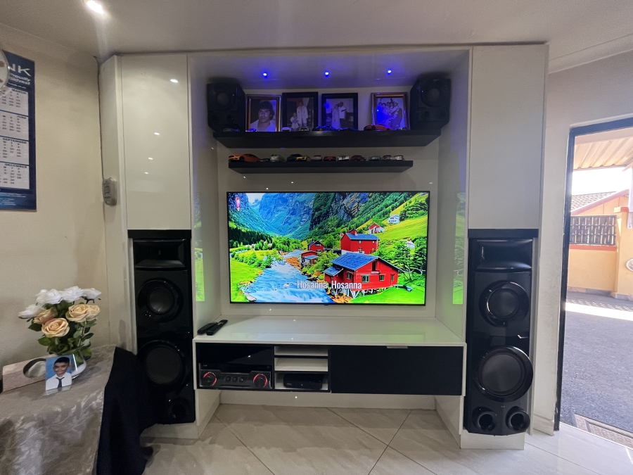 5 Bedroom Property for Sale in Forest Haven KwaZulu-Natal