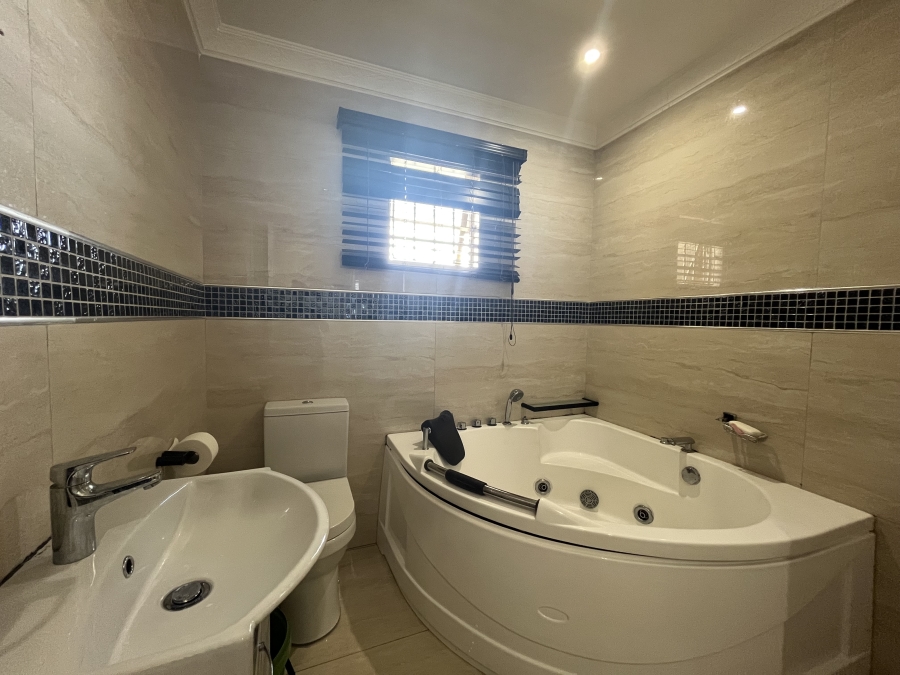 5 Bedroom Property for Sale in Forest Haven KwaZulu-Natal