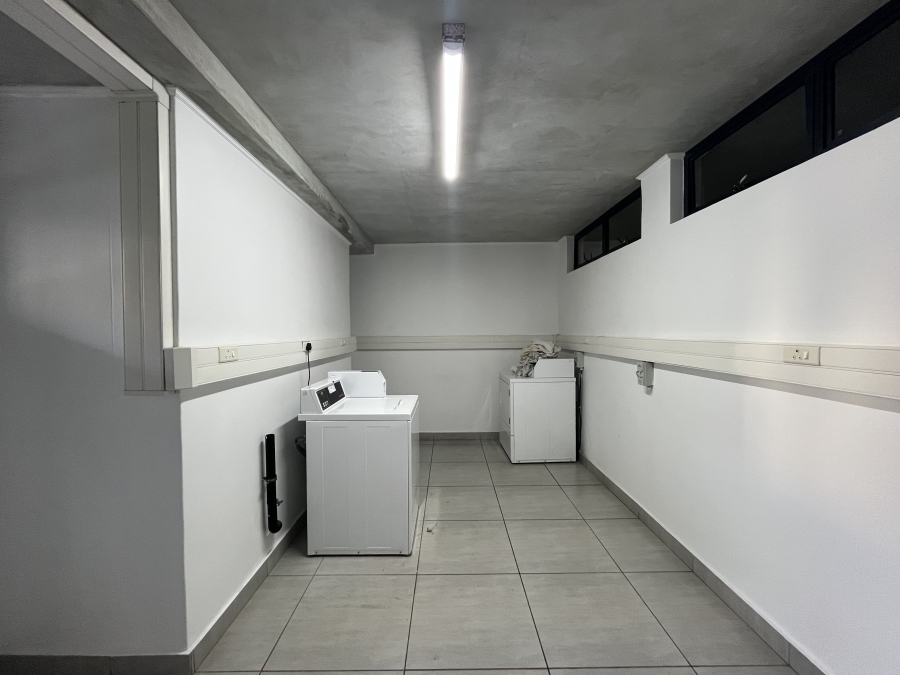 1 Bedroom Property for Sale in Sibaya Precinct KwaZulu-Natal