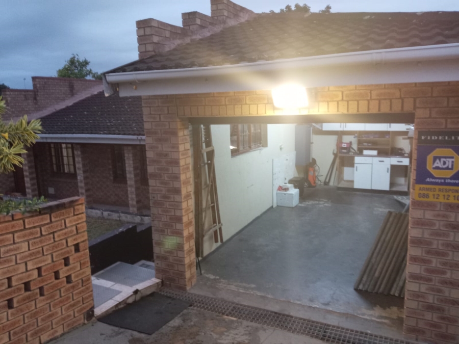 3 Bedroom Property for Sale in Brackenham KwaZulu-Natal