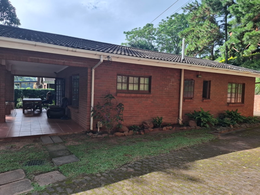To Let 2 Bedroom Property for Rent in Fields Hill KwaZulu-Natal