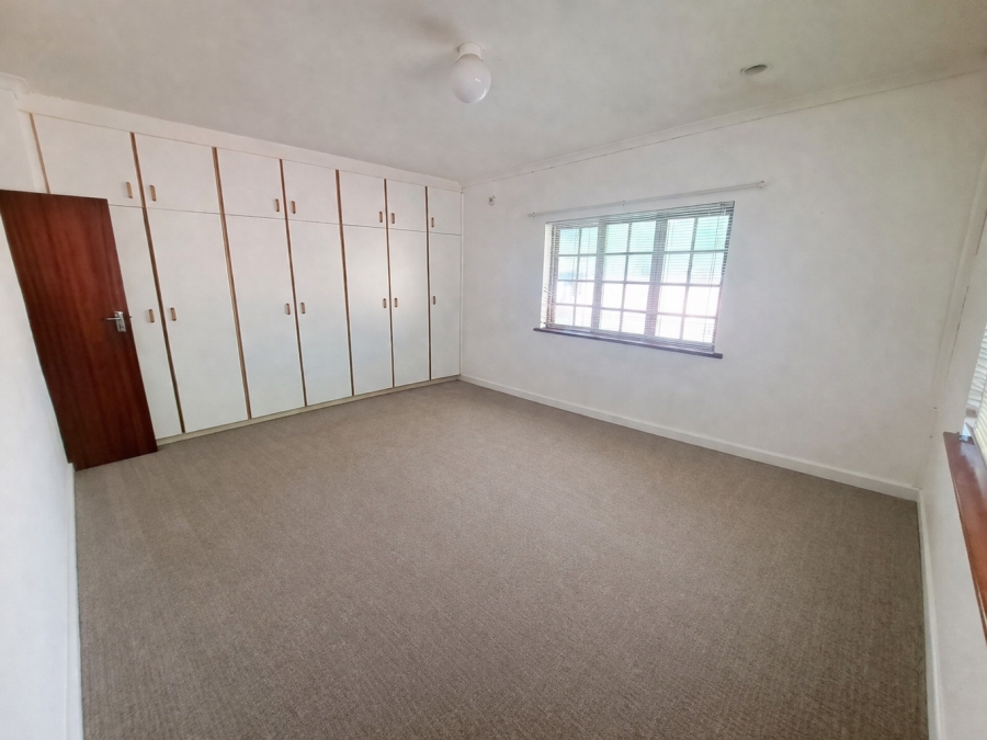 To Let 2 Bedroom Property for Rent in Fields Hill KwaZulu-Natal