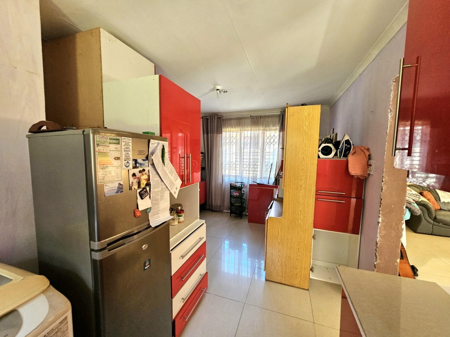 To Let 2 Bedroom Property for Rent in Escombe KwaZulu-Natal