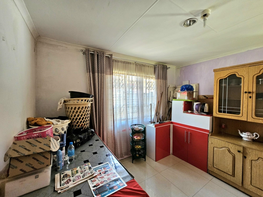 To Let 2 Bedroom Property for Rent in Escombe KwaZulu-Natal