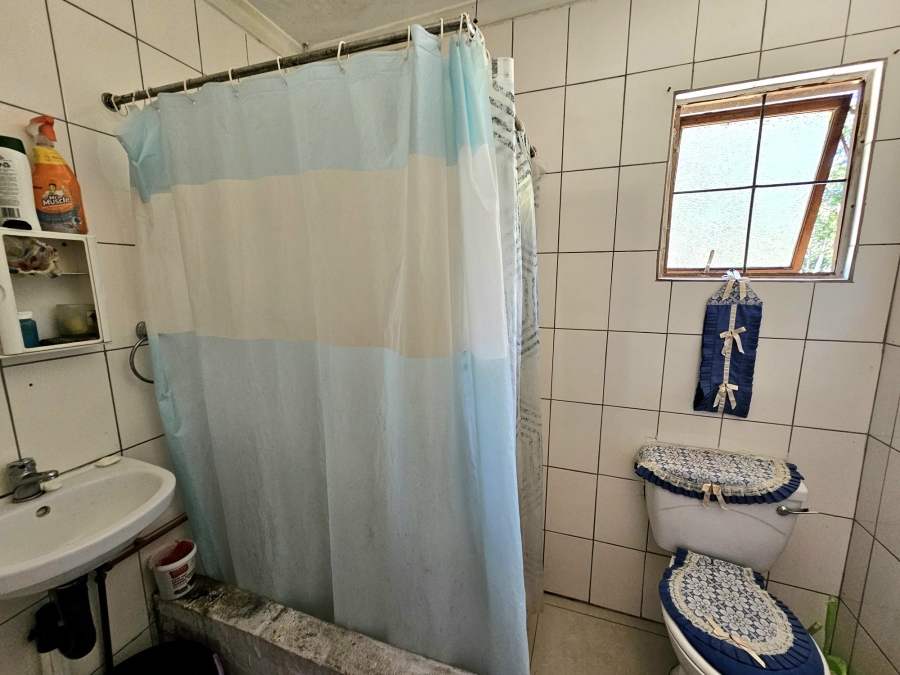 To Let 2 Bedroom Property for Rent in Escombe KwaZulu-Natal