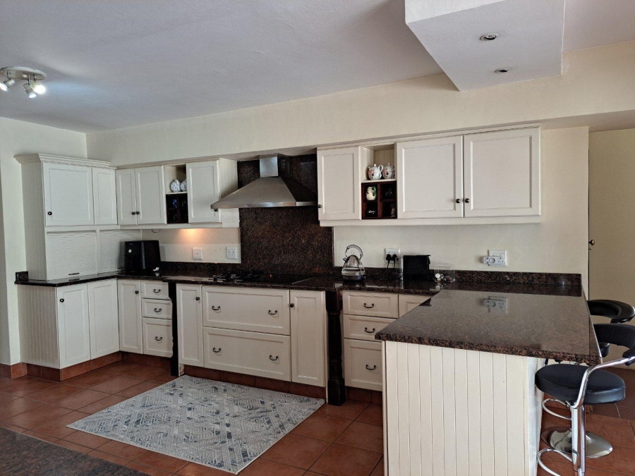 4 Bedroom Property for Sale in Umhlanga KwaZulu-Natal