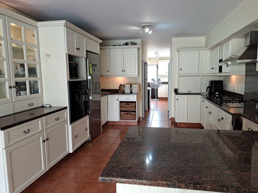 4 Bedroom Property for Sale in Umhlanga KwaZulu-Natal