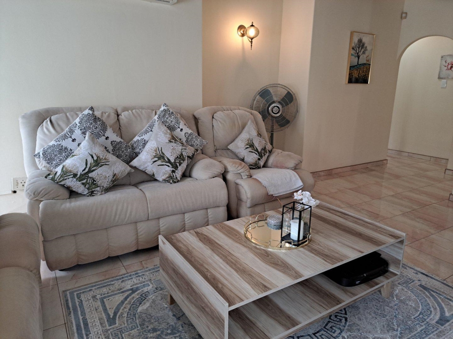 4 Bedroom Property for Sale in Umhlanga KwaZulu-Natal