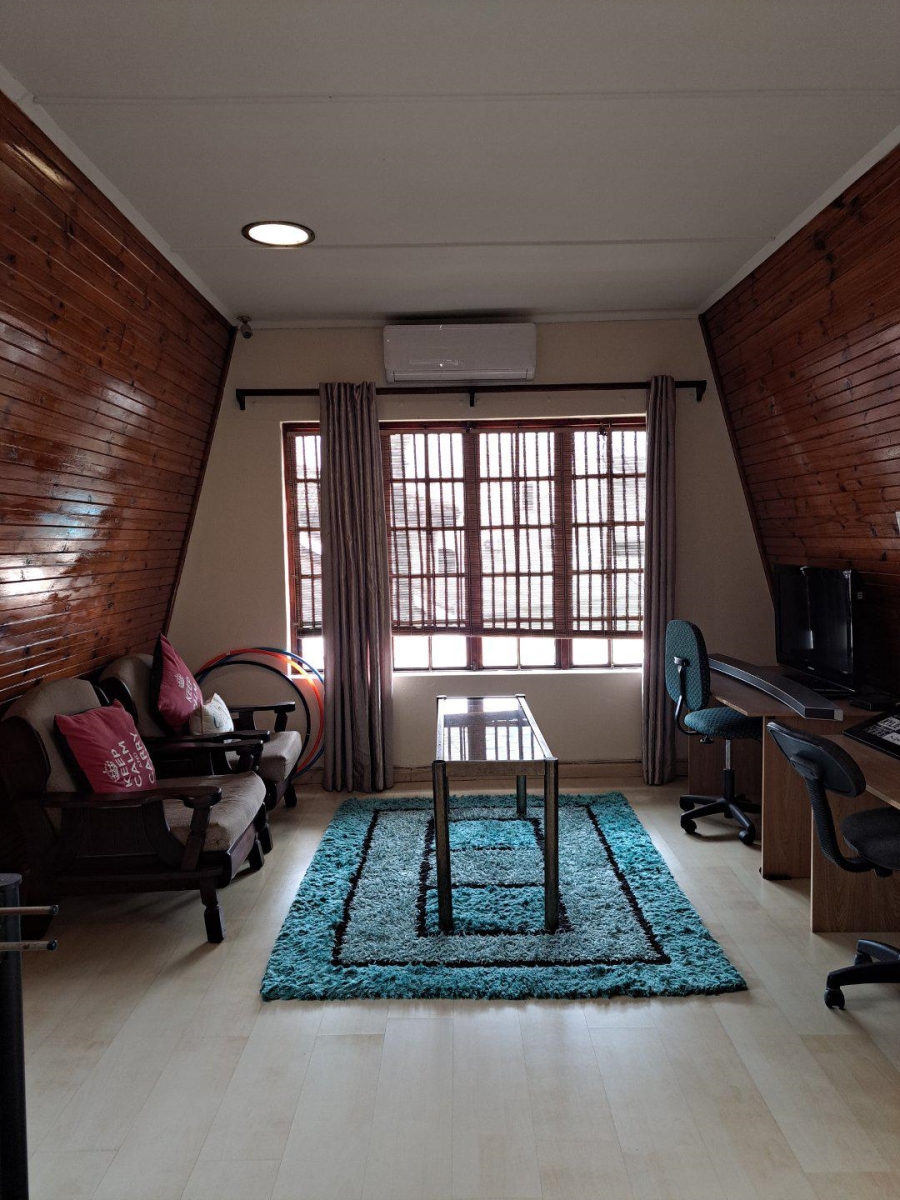 4 Bedroom Property for Sale in Umhlanga KwaZulu-Natal