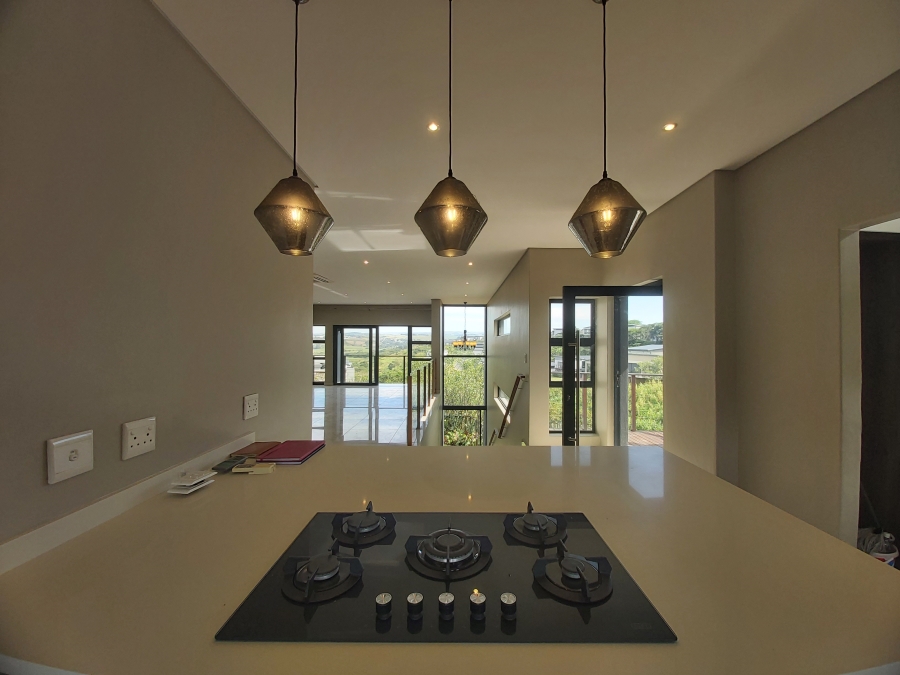 To Let 4 Bedroom Property for Rent in Palm Lakes Estate KwaZulu-Natal