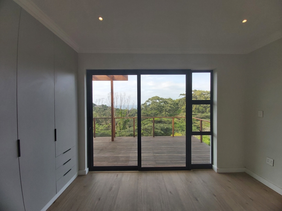 To Let 4 Bedroom Property for Rent in New Salt Rock City KwaZulu-Natal