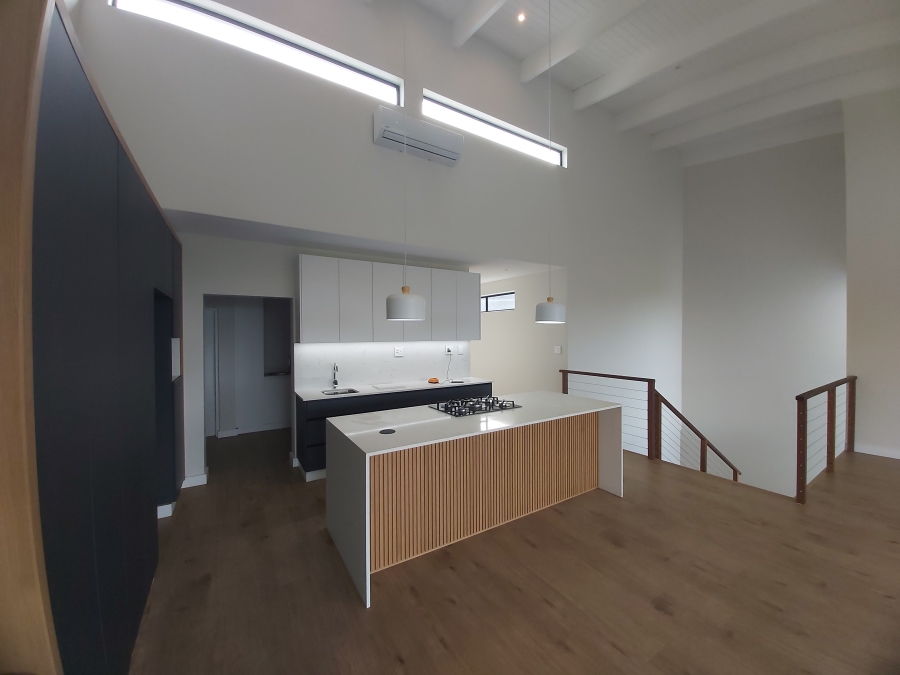 To Let 4 Bedroom Property for Rent in New Salt Rock City KwaZulu-Natal