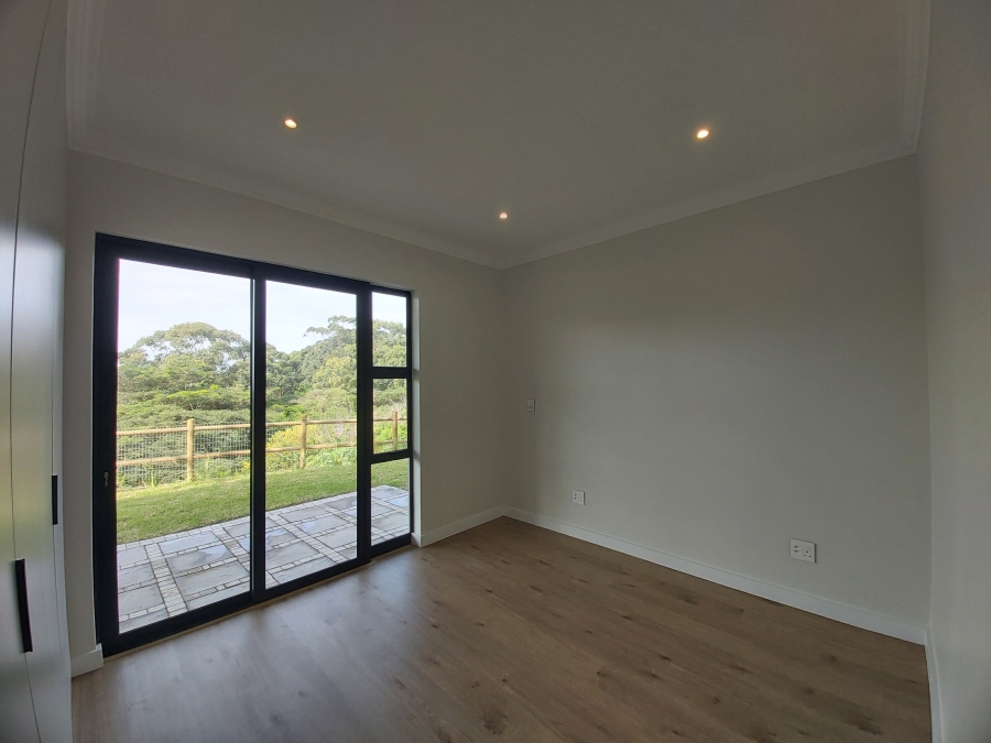 To Let 4 Bedroom Property for Rent in New Salt Rock City KwaZulu-Natal
