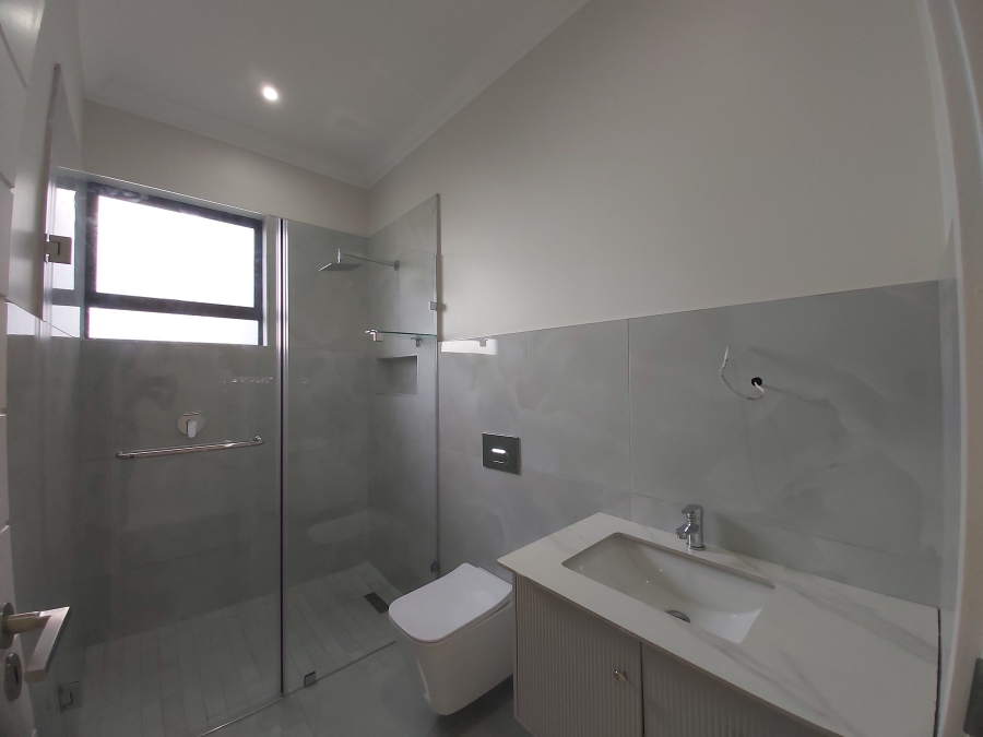 To Let 4 Bedroom Property for Rent in New Salt Rock City KwaZulu-Natal