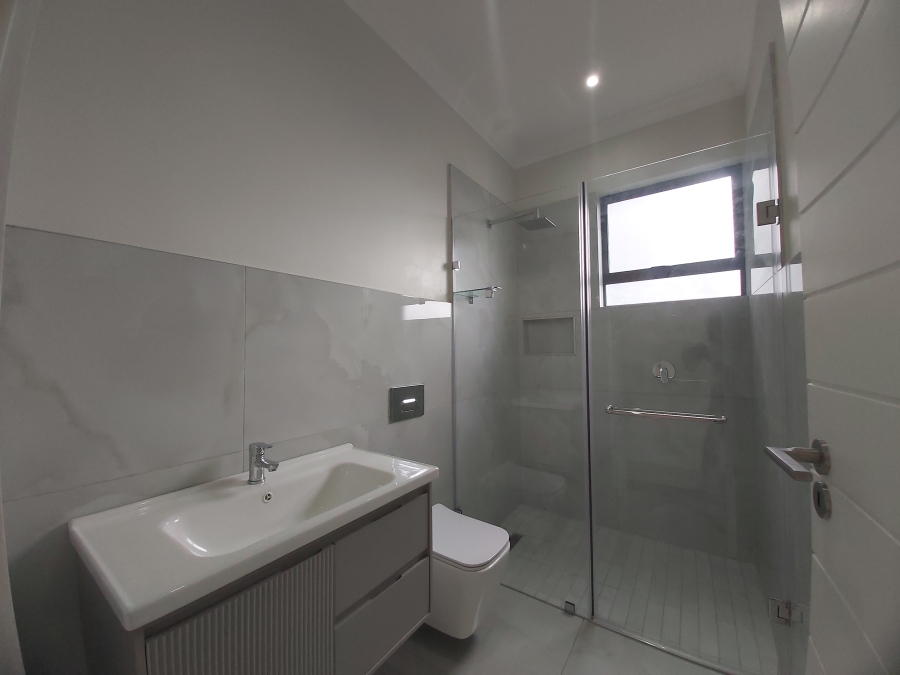 To Let 4 Bedroom Property for Rent in New Salt Rock City KwaZulu-Natal