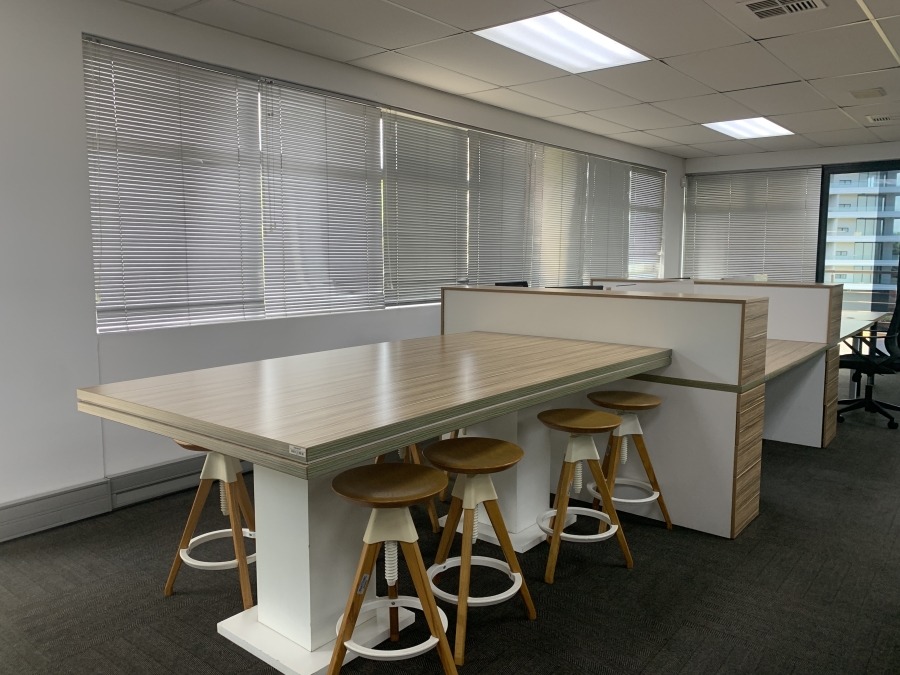 To Let Commercial Property for Rent in La Lucia KwaZulu-Natal