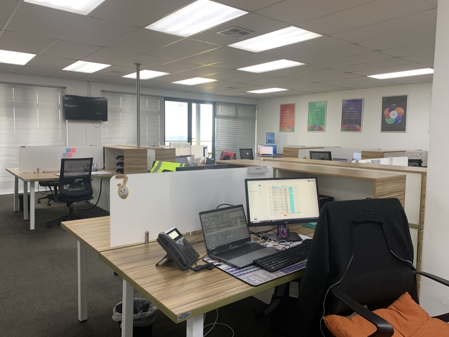 To Let Commercial Property for Rent in La Lucia KwaZulu-Natal