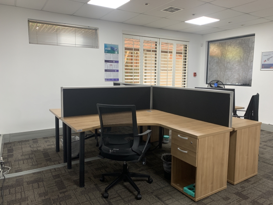 To Let Commercial Property for Rent in La Lucia KwaZulu-Natal