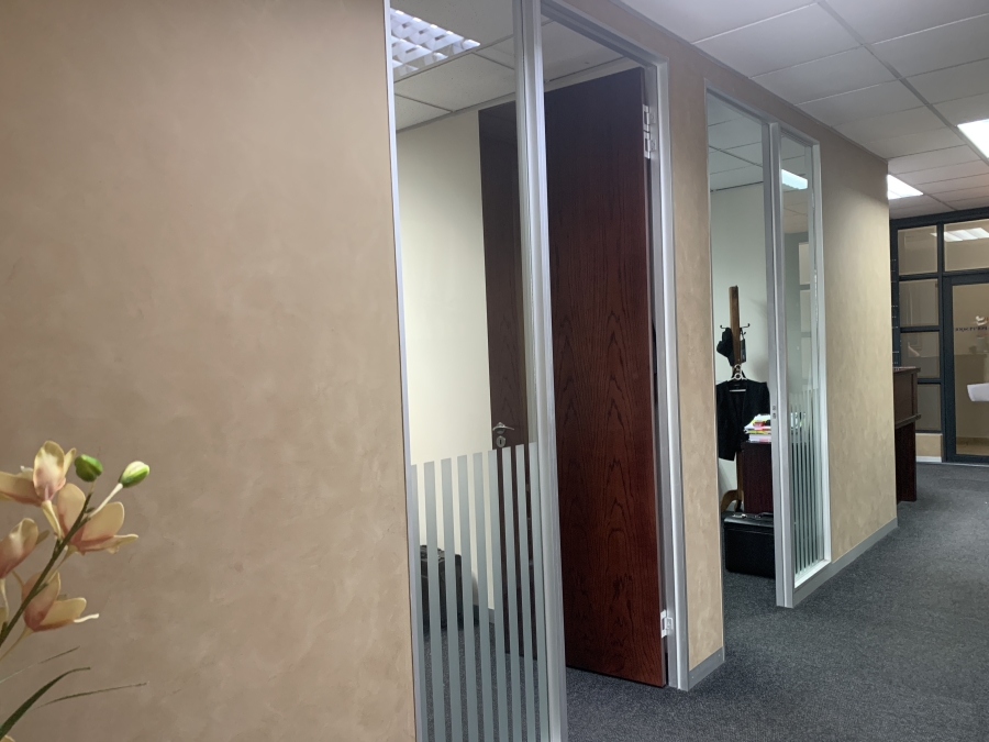 To Let Commercial Property for Rent in La Lucia Ridge KwaZulu-Natal