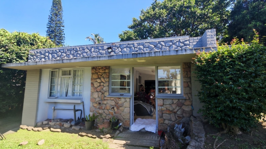 1 Bedroom Property for Sale in Lawrence Rocks KwaZulu-Natal