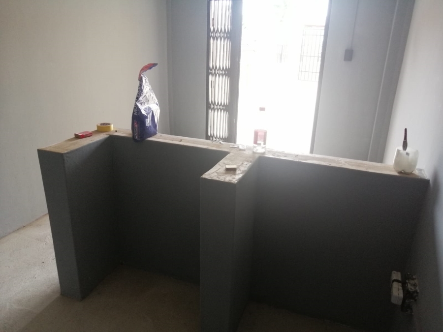 To Let Commercial Property for Rent in Bluff KwaZulu-Natal