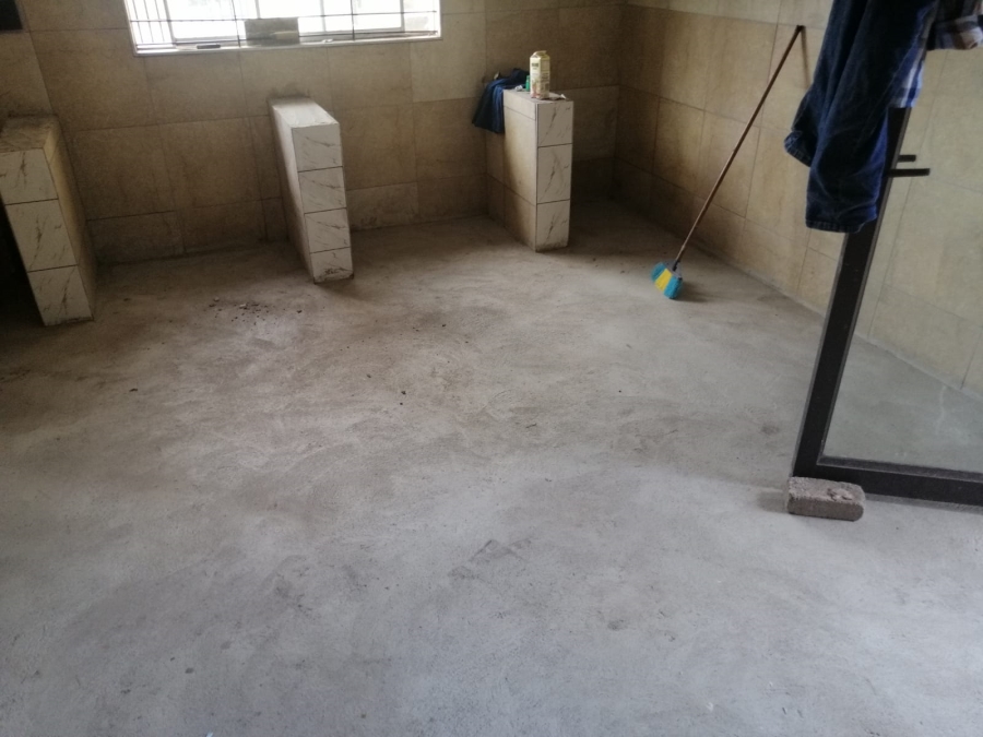 To Let Commercial Property for Rent in Bluff KwaZulu-Natal