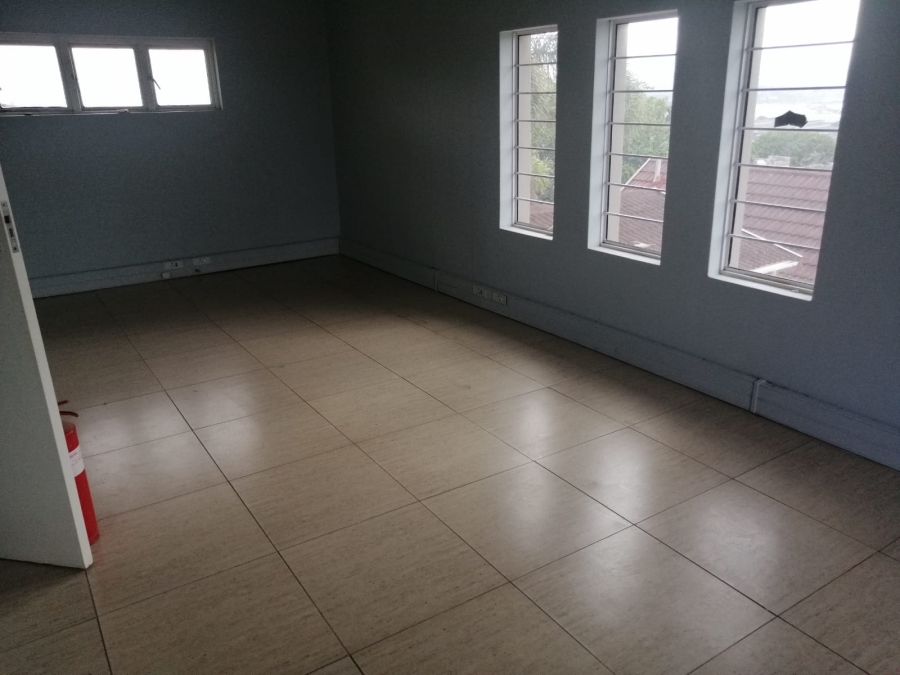 To Let Commercial Property for Rent in Bluff KwaZulu-Natal