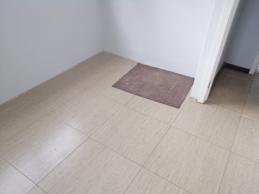 To Let Commercial Property for Rent in Bluff KwaZulu-Natal
