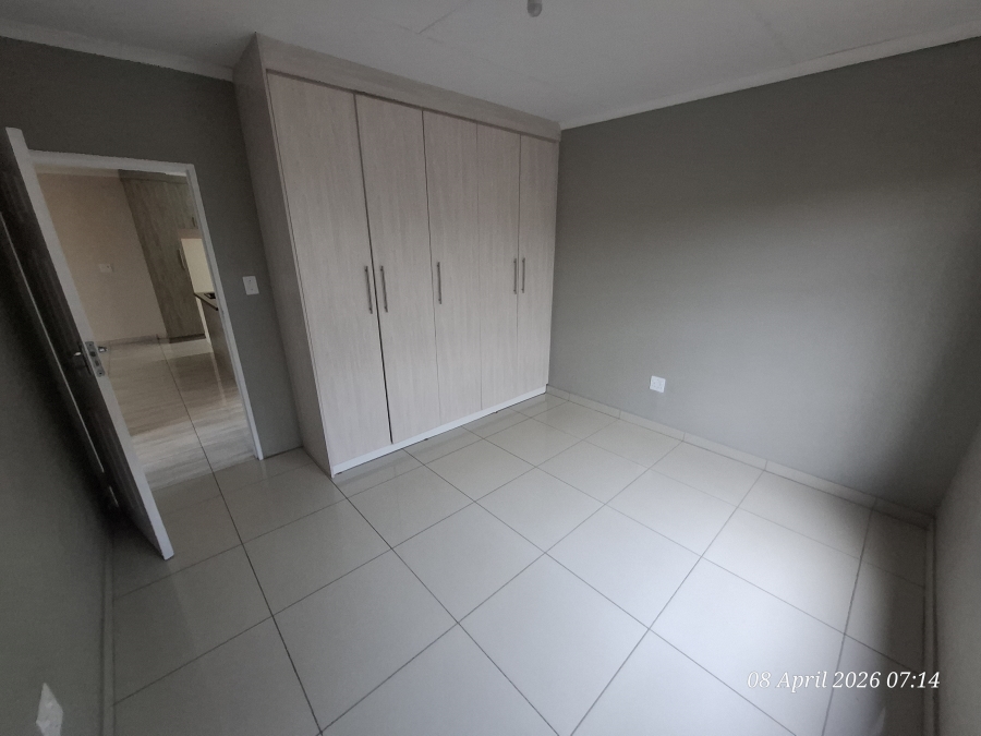 To Let 2 Bedroom Property for Rent in Signal Hill KwaZulu-Natal