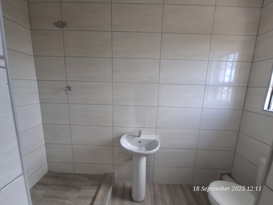 To Let 2 Bedroom Property for Rent in Signal Hill KwaZulu-Natal