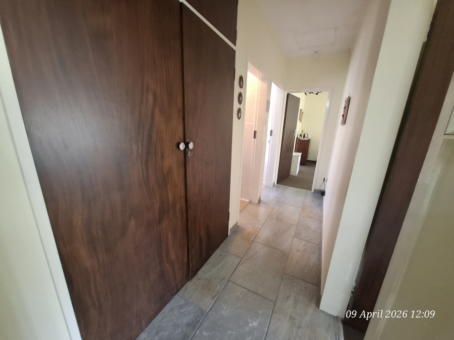 4 Bedroom Property for Sale in Huttenheights KwaZulu-Natal