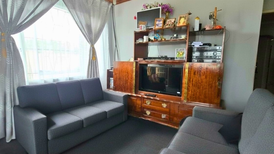 4 Bedroom Property for Sale in Copesville KwaZulu-Natal