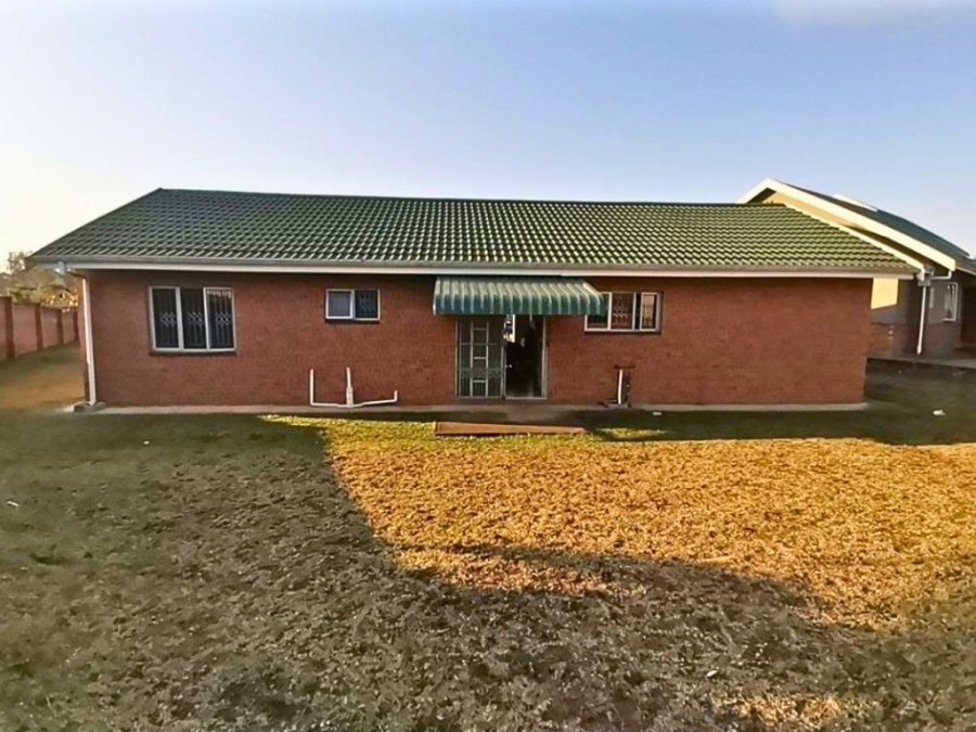 30 Bedroom Property for Sale in Lincoln Meade KwaZulu-Natal