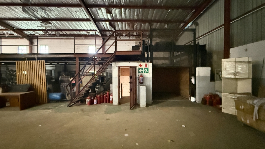 To Let Commercial Property for Rent in Briardene KwaZulu-Natal