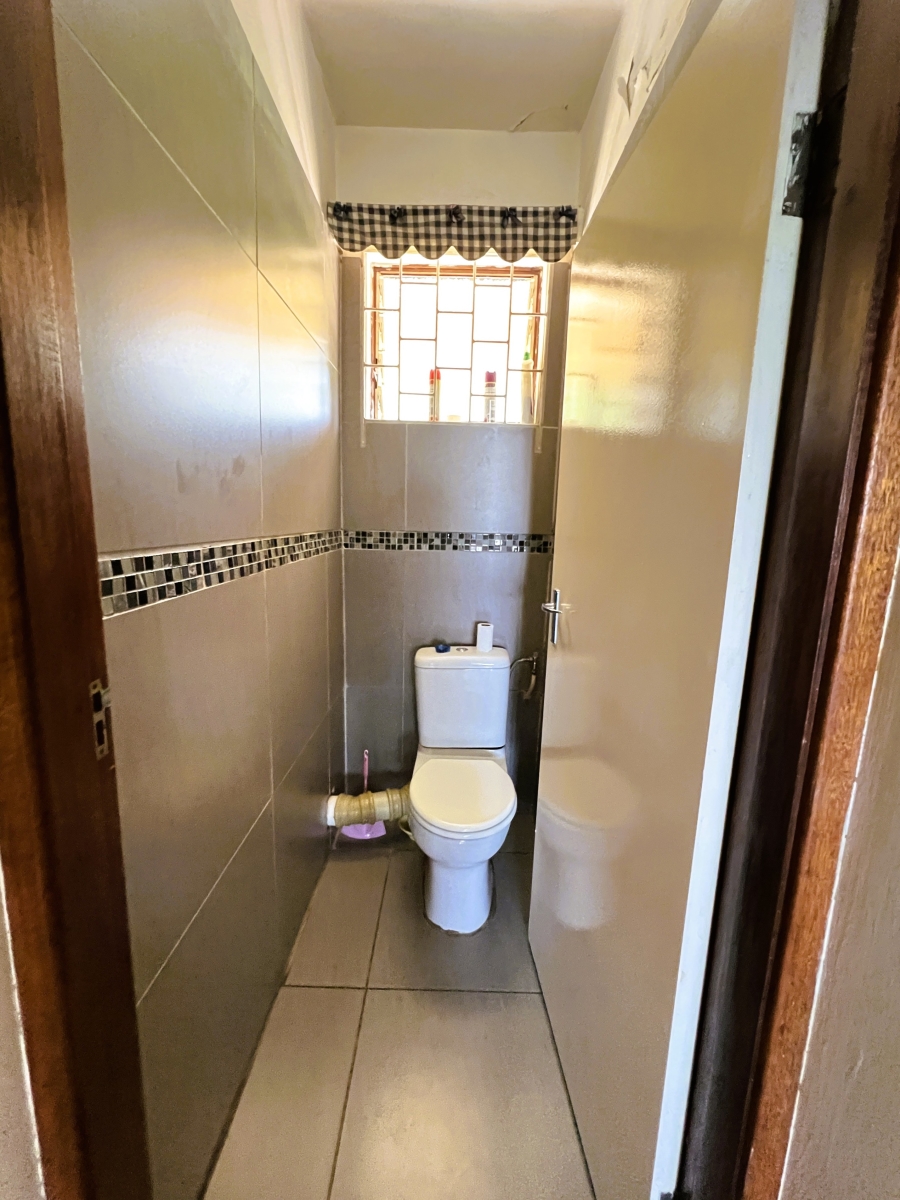 2 Bedroom Property for Sale in Fairview KwaZulu-Natal