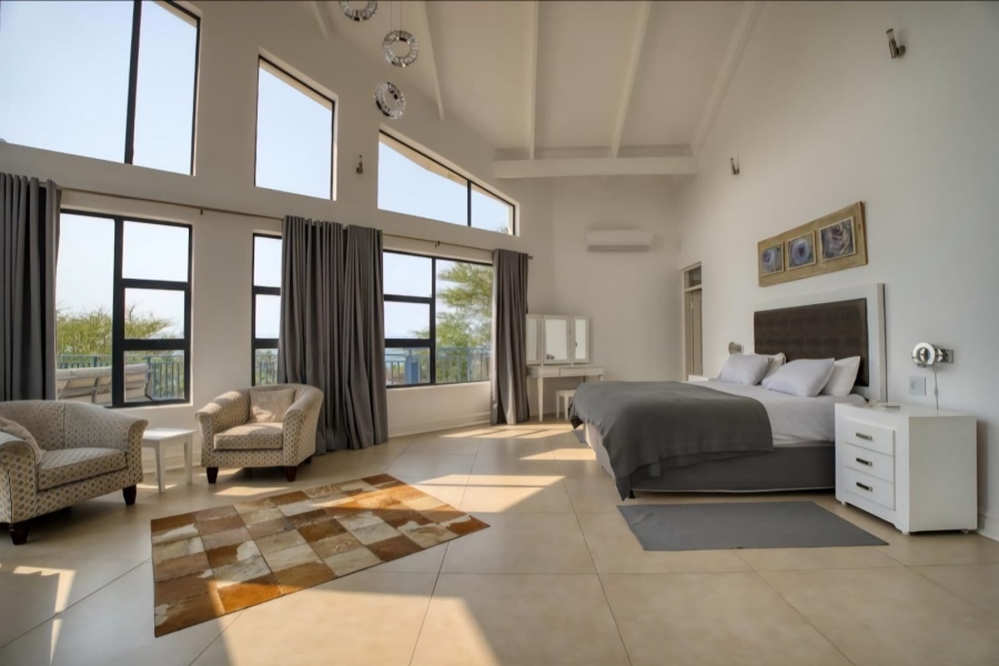 7 Bedroom Property for Sale in Zinkwazi Beach KwaZulu-Natal