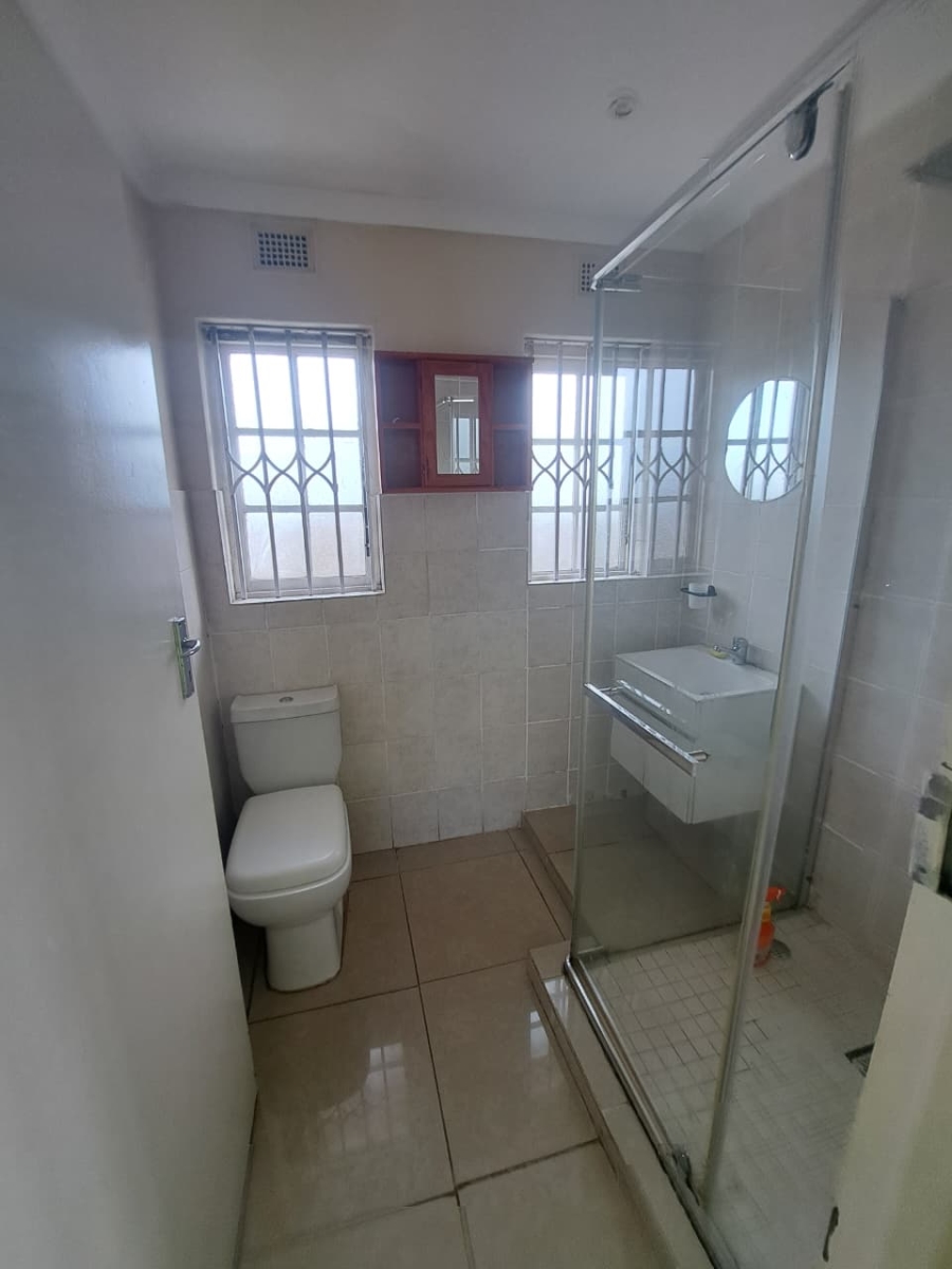 2 Bedroom Property for Sale in Montclair KwaZulu-Natal
