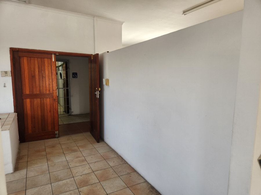 To Let Commercial Property for Rent in Verulam KwaZulu-Natal