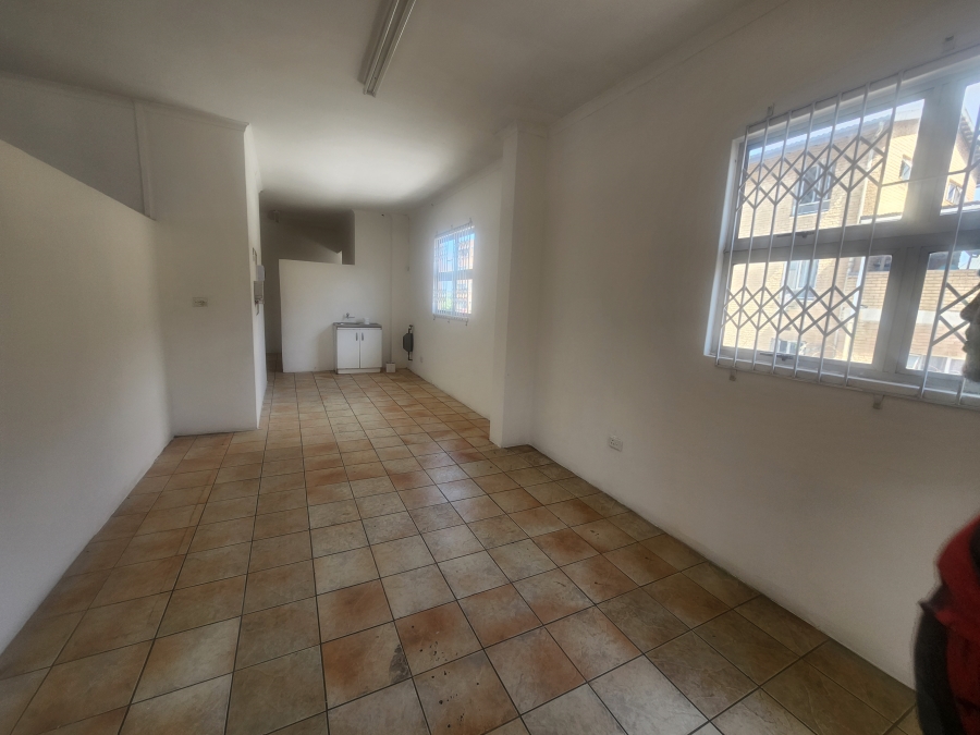 To Let Commercial Property for Rent in Verulam KwaZulu-Natal