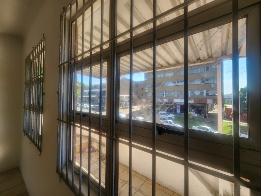 To Let Commercial Property for Rent in Verulam KwaZulu-Natal