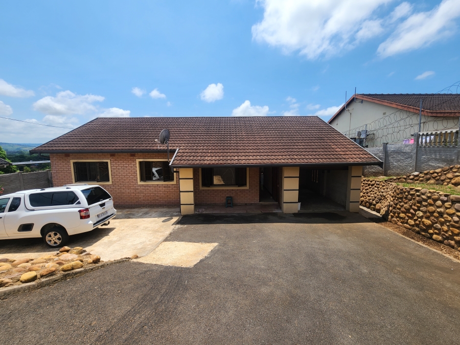 3 Bedroom Property for Sale in Riyadh KwaZulu-Natal