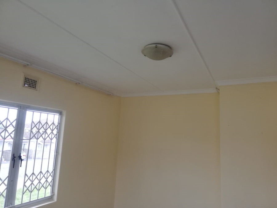 To Let 2 Bedroom Property for Rent in Redcliffe KwaZulu-Natal