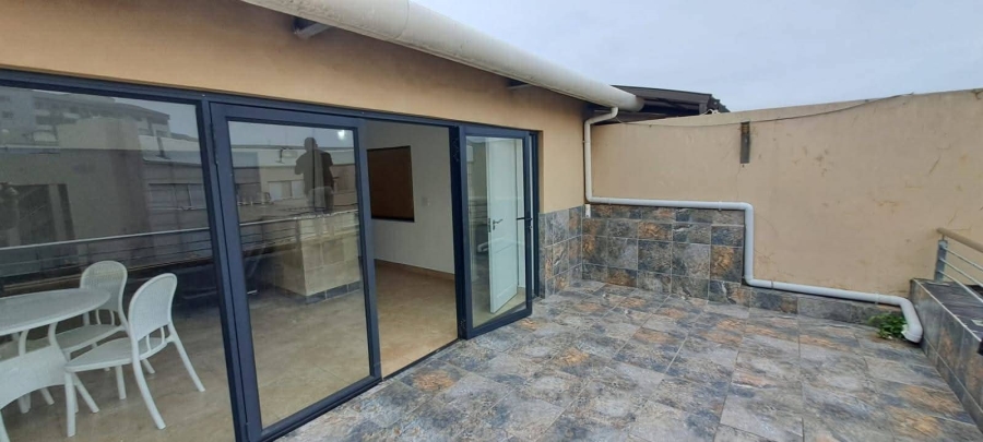 5 Bedroom Property for Sale in Umhlanga Ridge KwaZulu-Natal