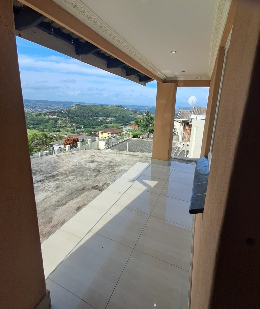 2 Bedroom Property for Sale in Dawncrest KwaZulu-Natal