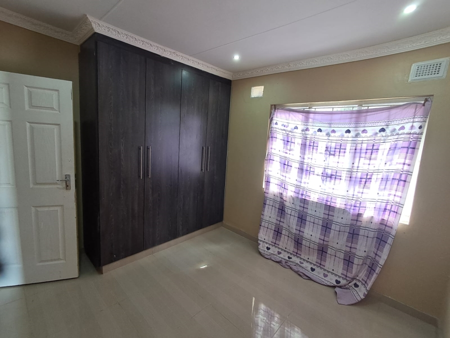 2 Bedroom Property for Sale in Dawncrest KwaZulu-Natal