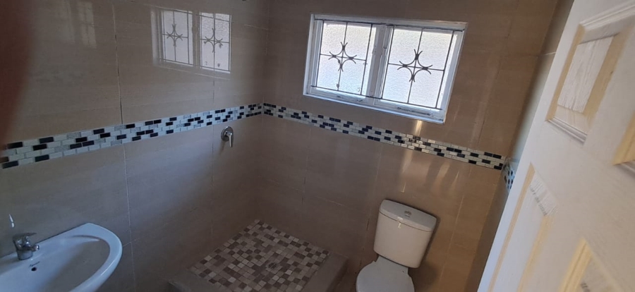 2 Bedroom Property for Sale in Dawncrest KwaZulu-Natal