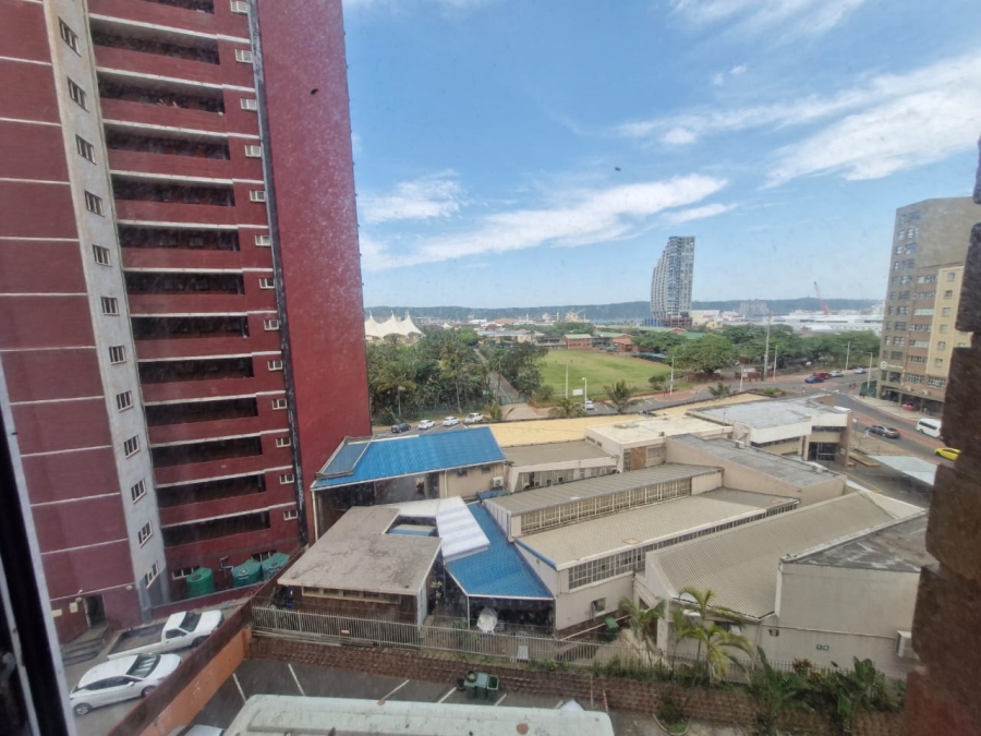 2 Bedroom Property for Sale in Durban Central KwaZulu-Natal