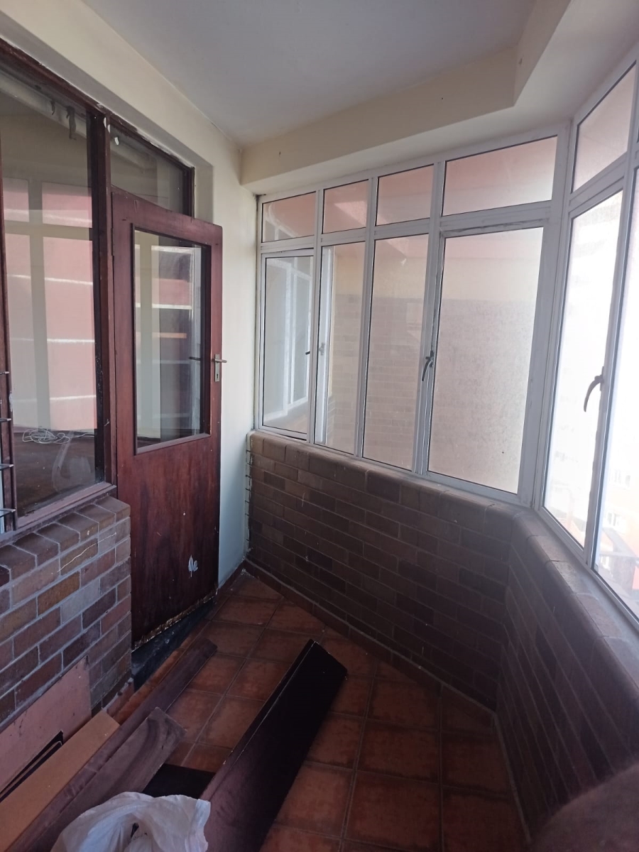 2 Bedroom Property for Sale in Durban Central KwaZulu-Natal