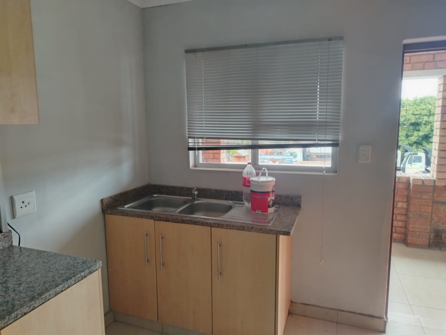 To Let 2 Bedroom Property for Rent in Everest Heights KwaZulu-Natal