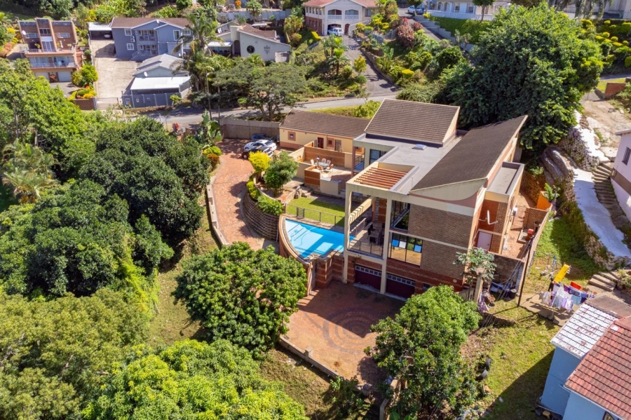 5 Bedroom Property for Sale in Reservoir Hills KwaZulu-Natal